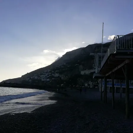 Apartament Il Paradiso Degli Dei 2 *